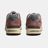 U991MA2  Made in UK - Rose Taupe/Alloy