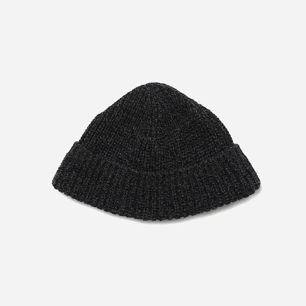 Dweller Beanie Wool Yarn - Charcoal