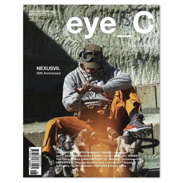 eye_C magazine No. 06 'Interloper' / Cover 2